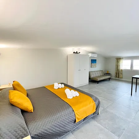 Piante Del Principe Apartment Carini Exterior photo